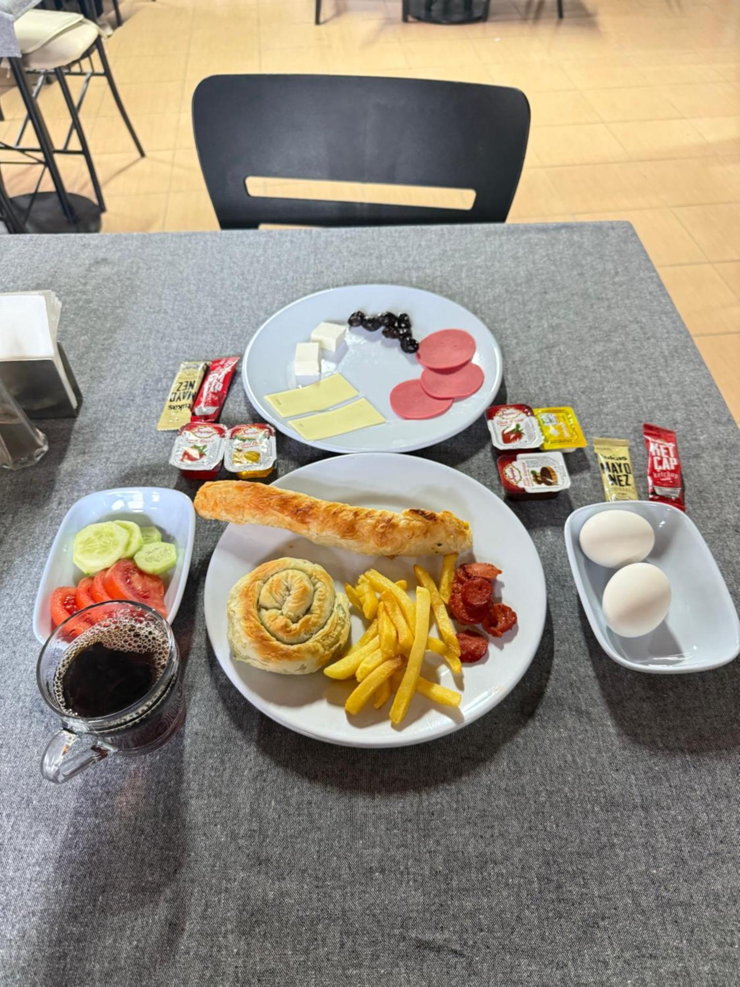Glr Otel Balikesir Bagian luar foto
